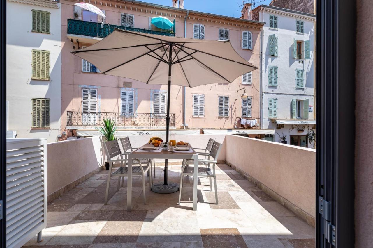 Joli 36 M Avec Balcon Près Du Chateau ! Appartement *